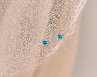 3mm Sterling Silver Aquamarine Blue Crystal Stud Earrings