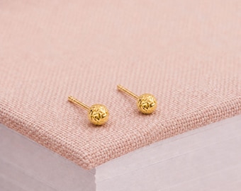 4mm Solid 9ct Gold Star Cut Ball Stud Earrings