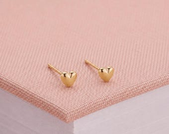 4mm Solid 9ct Gold Heart Stud Earrings