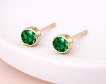 Gold Plated Sterling Silver May Emerald Birthstone Stud Earrings – 7mm