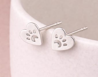Sterling Silver Paw Print Heart Stud Earrings – 10mm