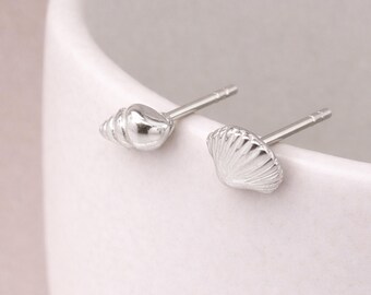 Sterling Silver Mismatched Sea Shell Stud Earrings – 7mm