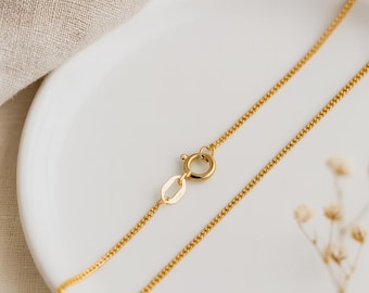 Solid 9ct Gold Light Curb Chain Necklace - 0.8mm Diamond Cut