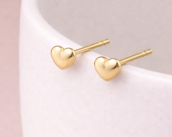 Solid 9ct Gold Micro Heart Stud Earrings – 4mm