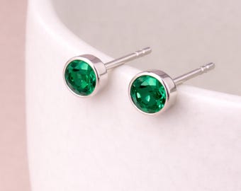 Sterling Silver May Birthstone Stud Earrings – 7mm