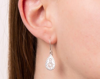 Sterling Silver Daisy Teardrop Earrings