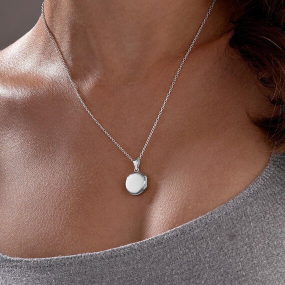 Small silver locket necklace deals