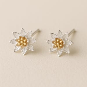 Sterlingzilveren juli geboortebloem lotus waterlelie oorknopjes
