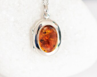 Personalised Genuine Baltic Amber Locket in Sterling Silver, Two Photo Locket, Engraved Locket, Keepsake Memorial Jewellery Necklace