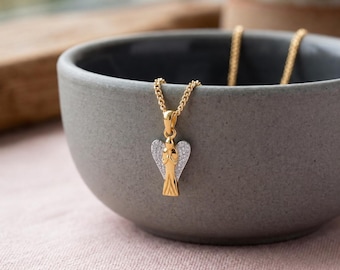 Personalised Guardian Angel Pendant Necklace in Solid 9ct Gold
