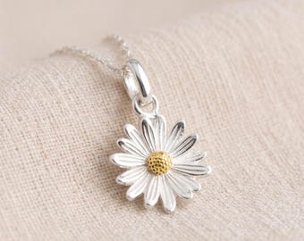 Personalised April Daisy Birth Flower Pendant Necklace in Sterling Silver and Gold