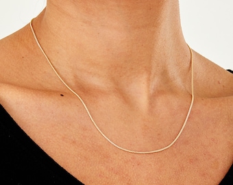 Solid 9ct Yellow Gold Light Spiga Wheat Chain Necklace - 1mm