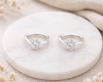 Sterling Silver Huggie Hoop Star Earrings – 10mm