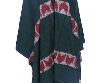 Poncho azul marino oscuro, manta azul reutilizable, chal, capa azul, ropa de abrigo tribal, abrigo azul para mujer, poncho azteca, chal bohemio a cuadros azules