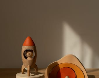 Wooden Rocket Toy, Space Adventure Toy, Storytelling Toy, Kids 3+, Open Ended Play, Waldorf Toy, Imaginative Play Gift