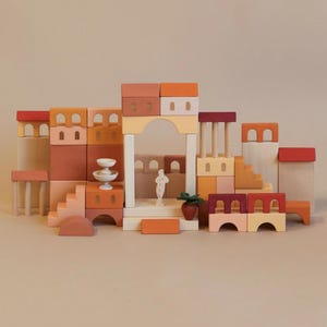 Bloques de construcción de madera con diseño de patio italiano, juguetes Waldorf Montessori, regalo para niños de 3 años en adelante.