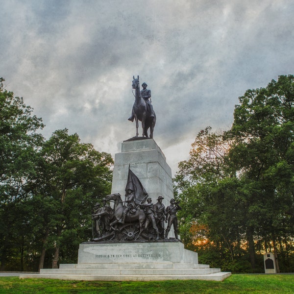 General Robert E Lee and Virginia Monument - Gettysburg - Photography Print