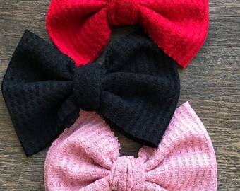 Valentine’s Day waffle knit hair bow, red hair bow, black hair bow, pink hair bow