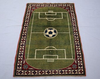 Alfombra de fútbol de lana hecha a mano con diseño de campo de fútbol, tapete de juego para niños (80 x 120 cm)