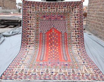 アフガニスタン絨毯　　戦車と銃のデザインラグ 大きめ War Rug アフガニスタン ミリタリーデザイン トライバルラグ
