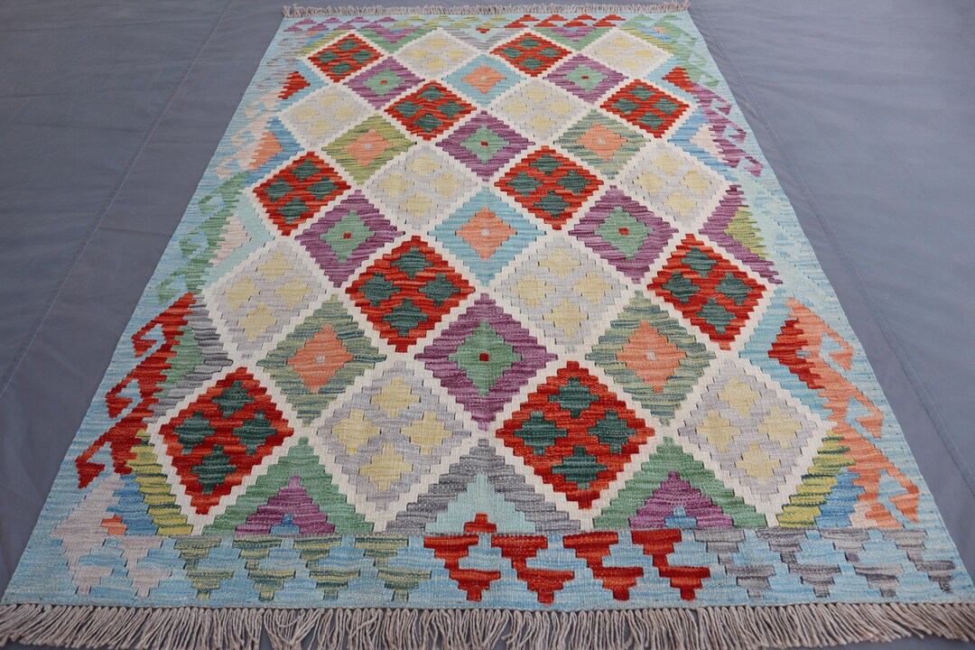 4x6 アフガニスタンキリムラグ：手織りウール、カラフルな幾何学模様