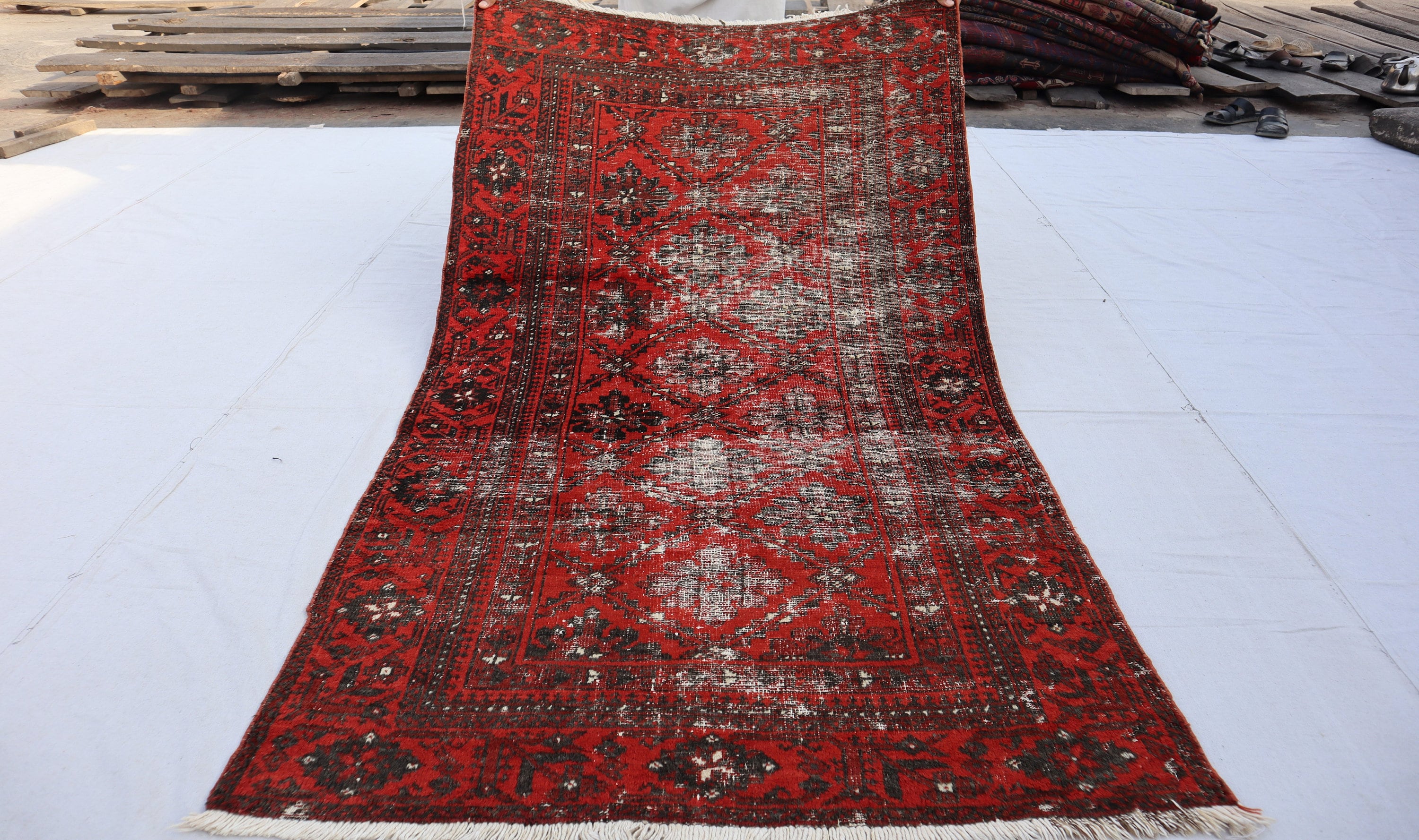 ヴィンテージ バルーチ ラグ：手織りウール、風合いのある部族ラグ（3