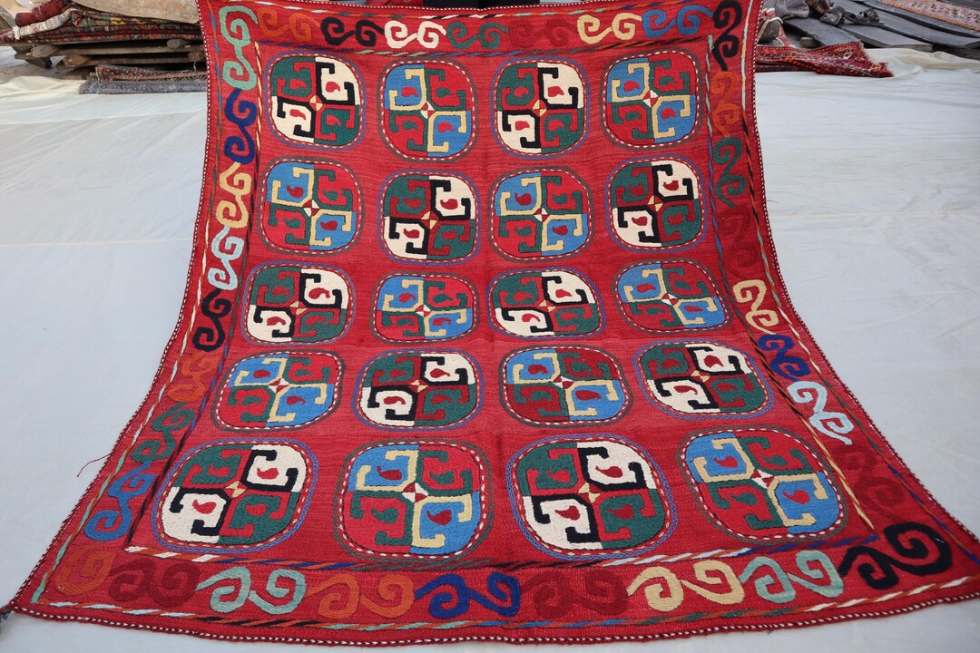 ヴィンテージ アフガニスタン スザニ キリム ラグ – 4'7x5'5 ウール