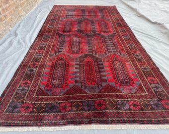 5x10 Vintage Afghan Baluchi Stammesteppich | Handgeknüpfter Wollteppich mit geometrischem Muster | Orientalischer Teppich mit weichem Flor, gefärbt mit natürlichen Pflanzenfarben | Wohnzimmerteppich