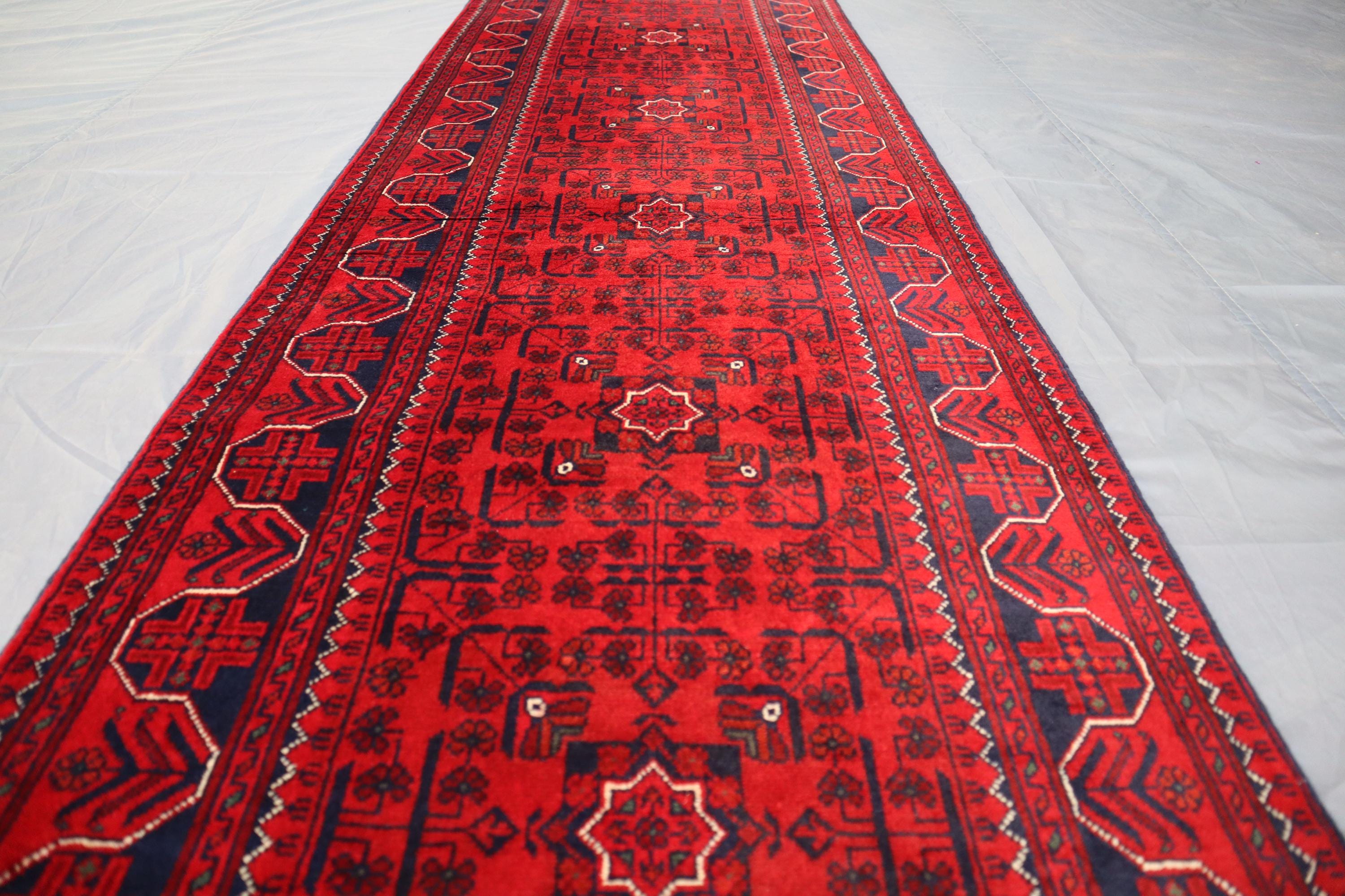 ハンドメイドのアフガニスタンウール製ランナーラグ – 2.5 x 18.7