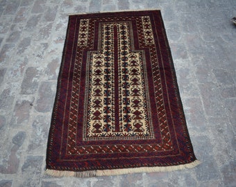 2'9 x 4'3 Feet Vintage Afghan Knotted Baluchi Prayer rug