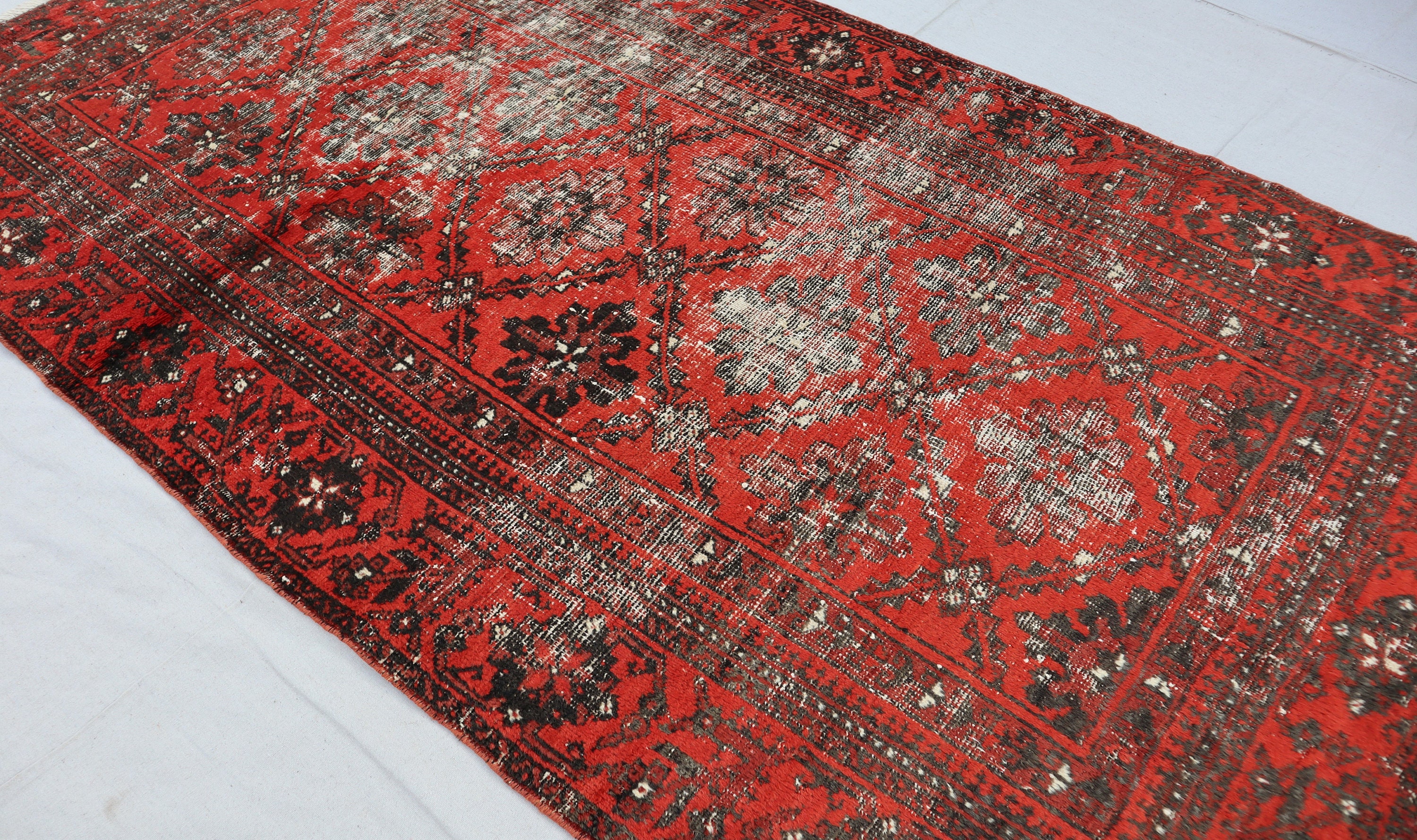 ヴィンテージ バルーチ ラグ：手織りウール、風合いのある部族ラグ（3