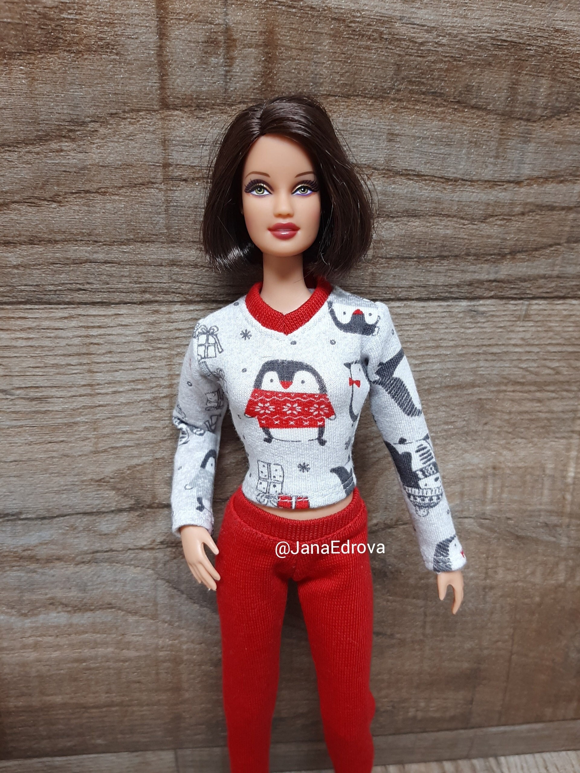 T-shirt for Barbie Poppy Dolls - Etsy 
