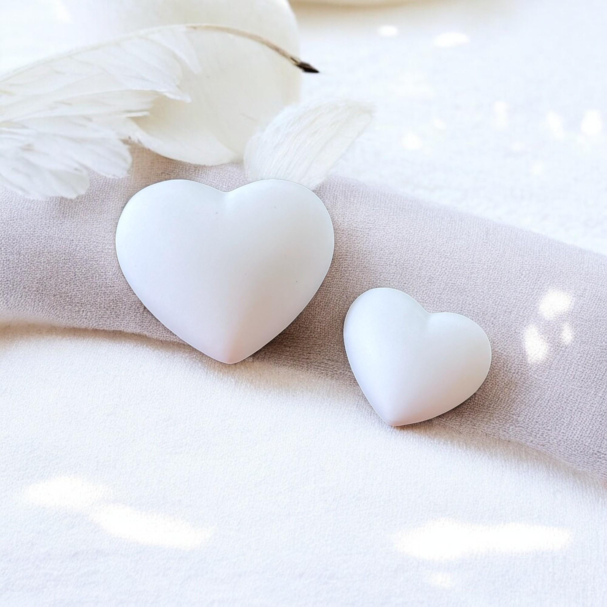 Massive Deko Herzen Herz Keramik Weiß Dekoration Hochzeit Jahrestag Mitbringsel Geschenkidee