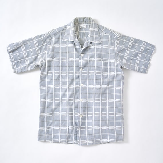 Vintage 1950s Loop Collar Shirt Medium