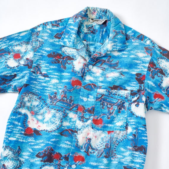 Vintage 50s/60s Hawaiian Fishing Scene Loop Collar