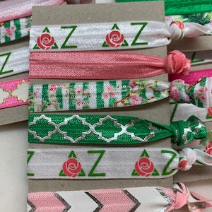 Delta Zeta Hair Ties Set of 6. Go DZ! This is a Delta Zeta Sorority Favorite!
