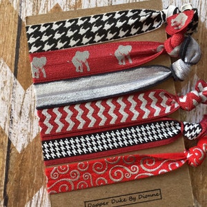 Alabama Hair Ties, set of 6, fans will love this set of 6 Bama themed Hair Ties. ROLL TIDE, BABY!