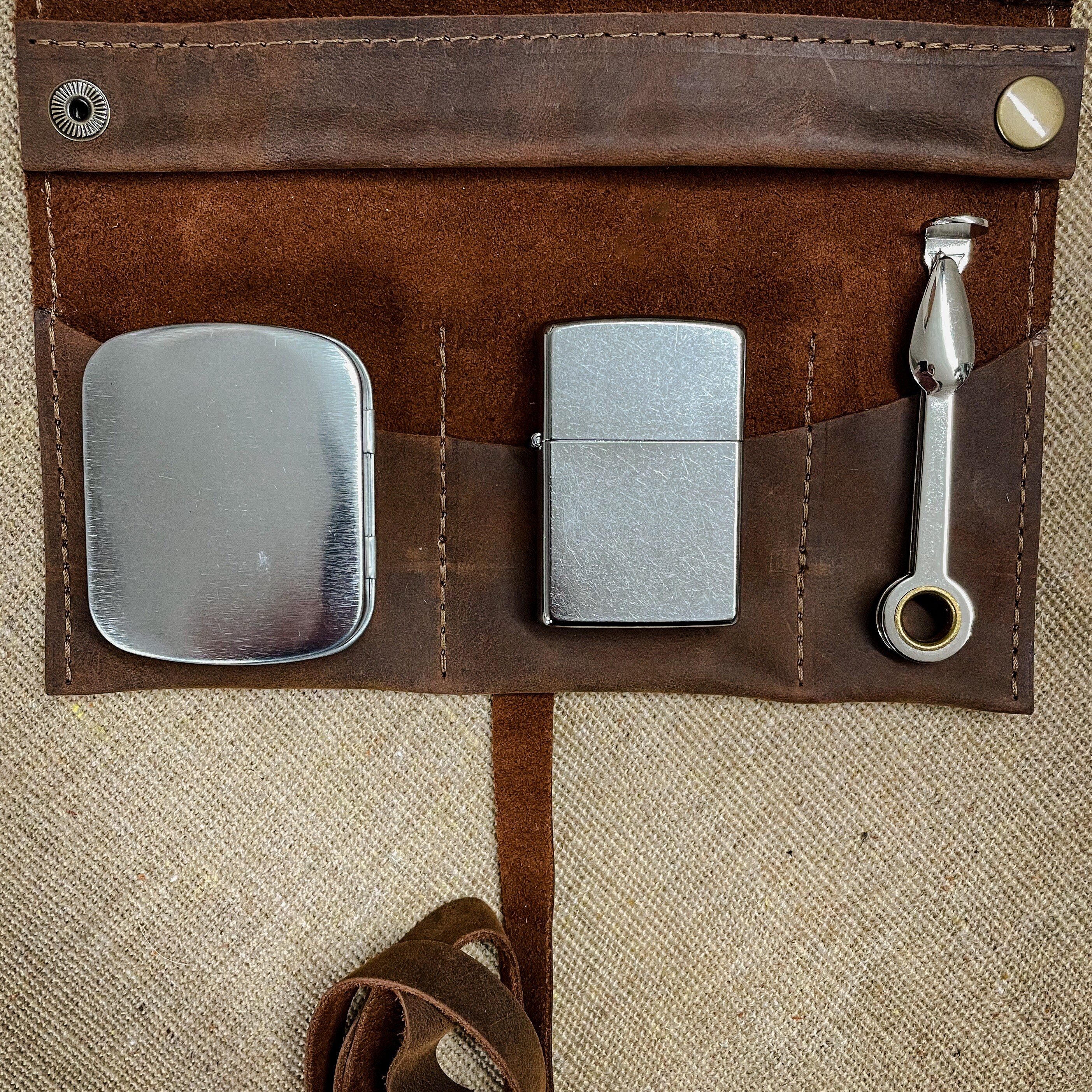 Laredo Leather - Large Tobacco Pipe Pouch / Pipe Roll / Pipe Bag with  Removable Pipe Rest