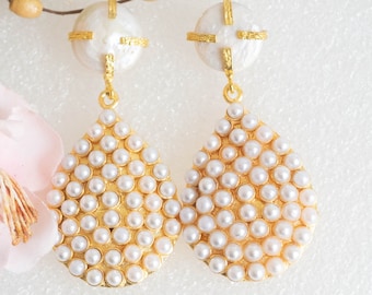 Pearl and micropearl earrings, pendant drop, brass, Italian earrings