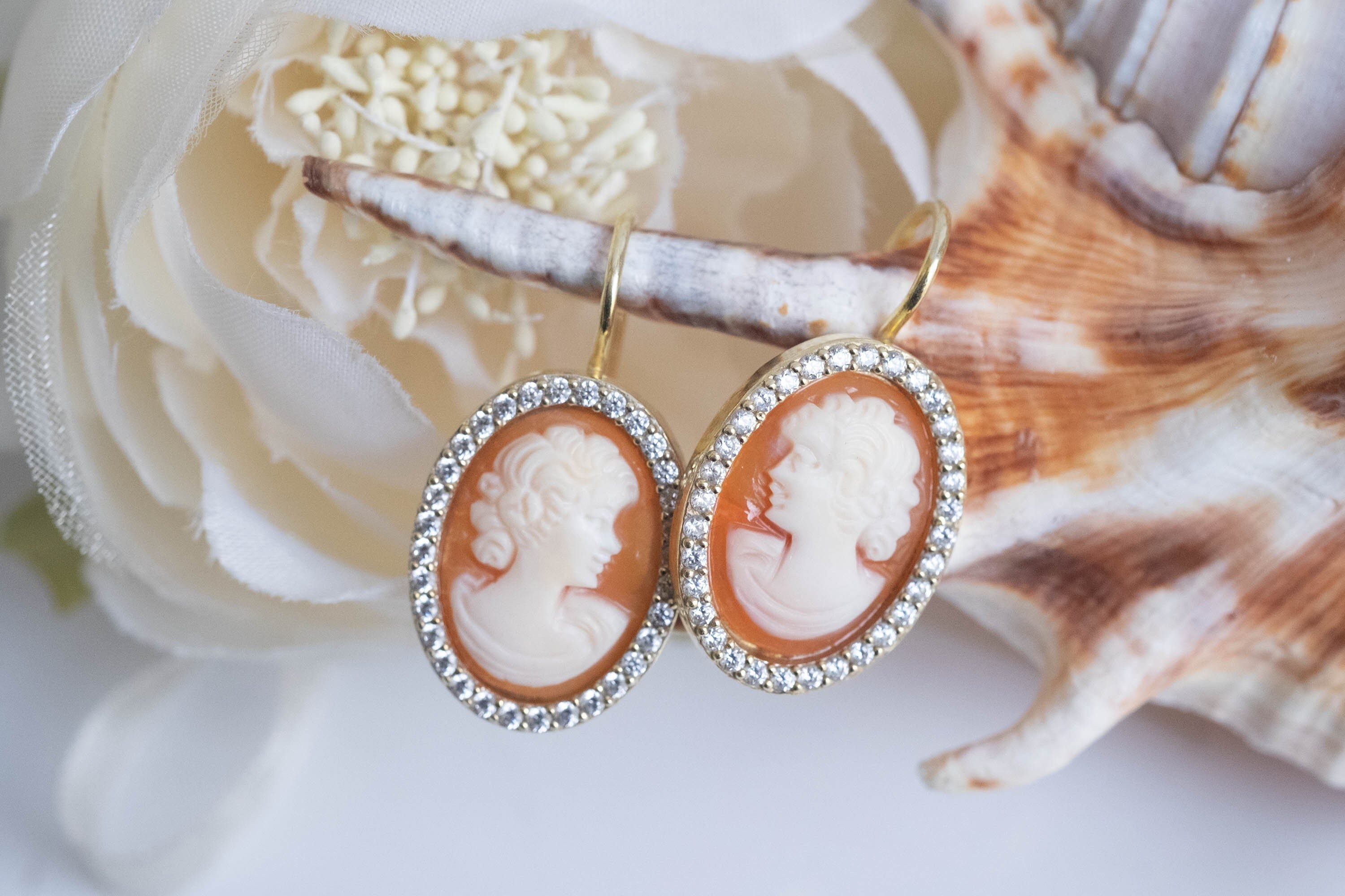 Real Cameo Earrings in Sardonic Shell by Torre Del Greco Dama