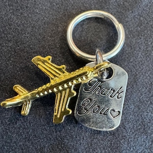 Gold Airplane Keychain: Aviation Pilot Gift