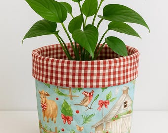 Christmas Quilted Fabric Basket, Holiday Storage Bin, Handmade Organizer Basket, Festive Home Storage