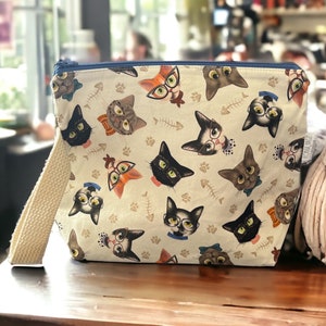 Knitting Bag, Crochet Project Bag, Quilted Zipper Bag, Handmade with Cute Cats, gift for Cat Mom or Cat lover, Cute Cosmetic Make Up Bag