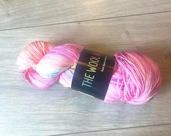 Hand Dyed Yarn, Spring,  Summer colours Fingering Weight, Superwash 80/20 Merino Nylon, 115grams /430 meters