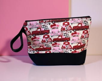 Valentines Day Quilted Zipper Bags lined with Pockets,  Handmade CottageCore, Farmhouse Cute   Fabric