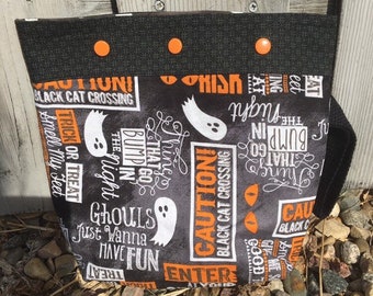 knitting Project Bag Crochet or Knitting Bag, HalloweenTheme lined Bag with snap closure, Yarn separating Bag, for colour work projects