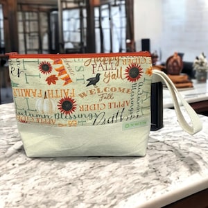 Petit sac à tricoter, sac de projet en t pour crochet et tricot, sac en tissu à fermeture éclair fait main inspiré de l'automne, cadeau pour bricoleur, livre et trousse de maquillage