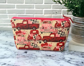 Valentines Day Quilted Notions Pouch for Crafter, cute Makeup  Bag