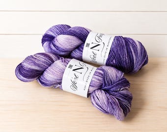Fingering Weight  Sock Yarn, Purple Varigated Fingering 80/20 Merino Nylon Super Wash 115grams /384 meters