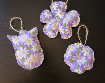 Mini Floral Heart Ornaments, Mini Flowers, Mini Tree Flower Ornaments, Spring Decor, Spring Ornaments (set of 4)